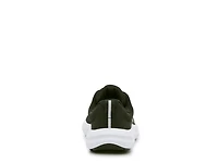 Assert 10 Sneaker