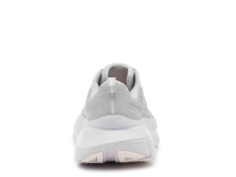 Guide 18 Running Shoe