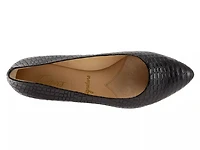 Estee Flat