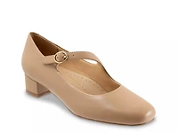 Desna Mary Jane Pump