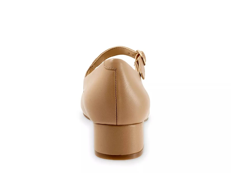 Desna Mary Jane Pump