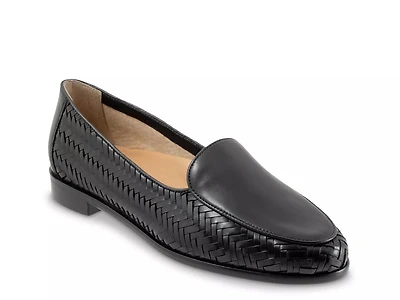 Lyric Loafer