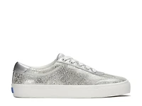 Jumpkick T-Toe Sneaker - Women's