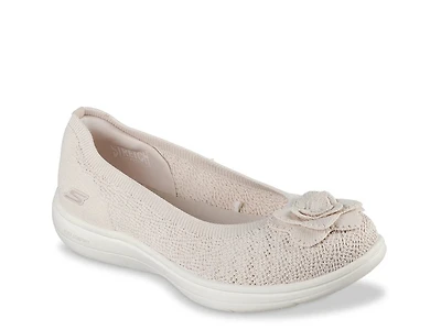 Hands Free Slip-Ins: On-The-Go Flex Radiant Slip-On