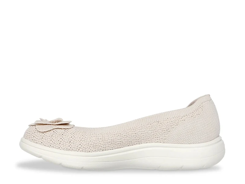 Hands Free Slip-Ins: On-The-Go Flex Radiant Slip-On