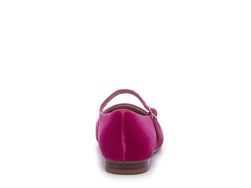 Lisara Mary Jane Flat