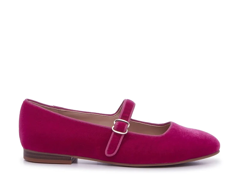 Lisara Mary Jane Flat