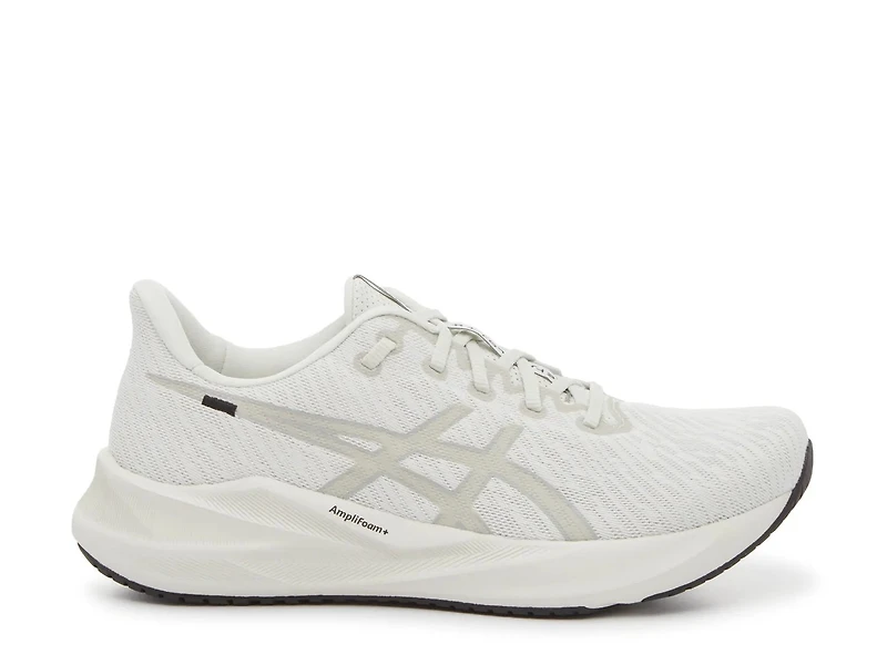 Versablast 4 Running Shoe