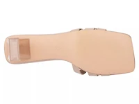 Ela Sandal