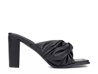 Deanna Sandal