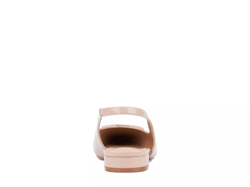 Janessa Flat