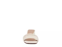 Janine Sandal