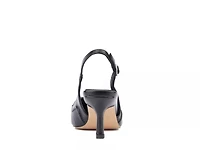 Valeria Pump
