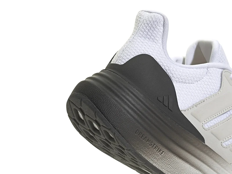 Ultradream Bold Sneaker - Women's