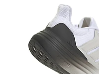 Ultradream Bold Sneaker - Women's