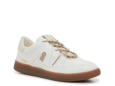 Jayne Sneaker