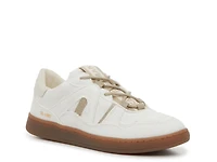 Jayne Sneaker