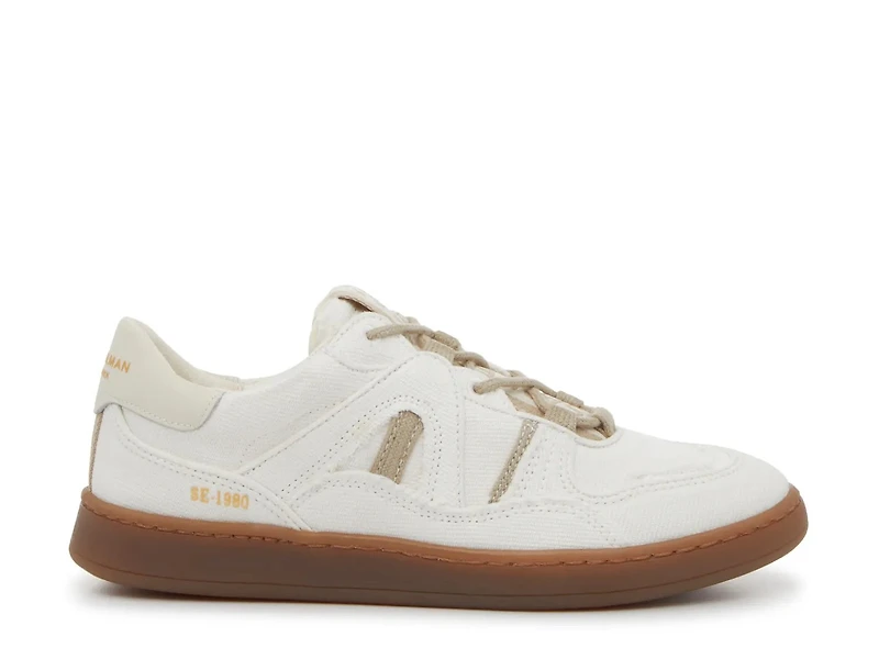 Jayne Sneaker