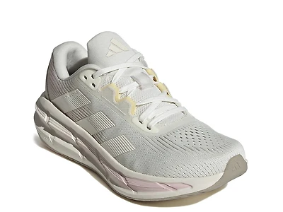 Questar 3 Running Shoe- Women's
