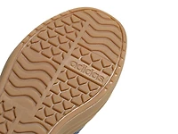 VL Court Bold Sneaker