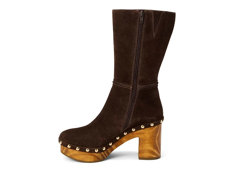 Village Platform Boot