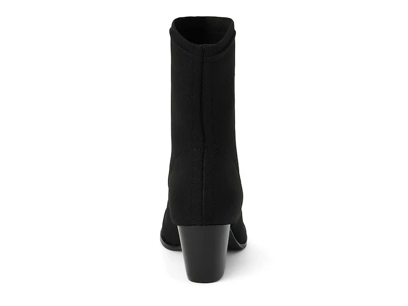 Lynne Bootie