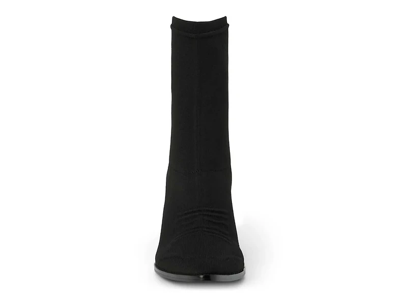 Lynne Bootie