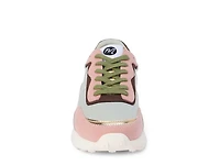 Metro Sneaker