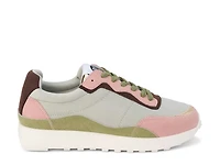 Metro Sneaker