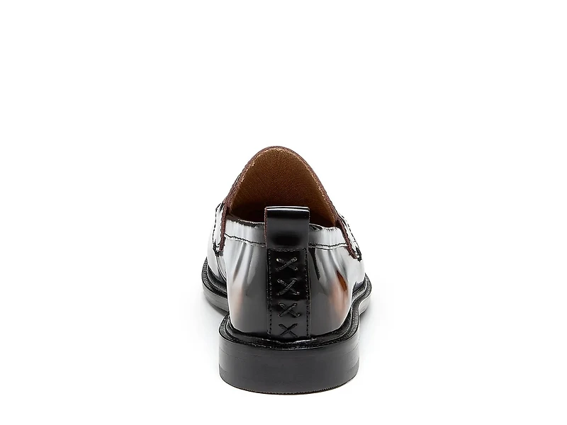 Lens Loafer