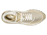 Nova Sneaker