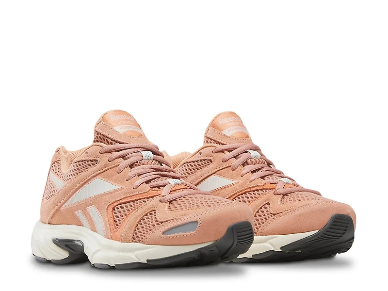 Premier Road Plus VI Sneaker