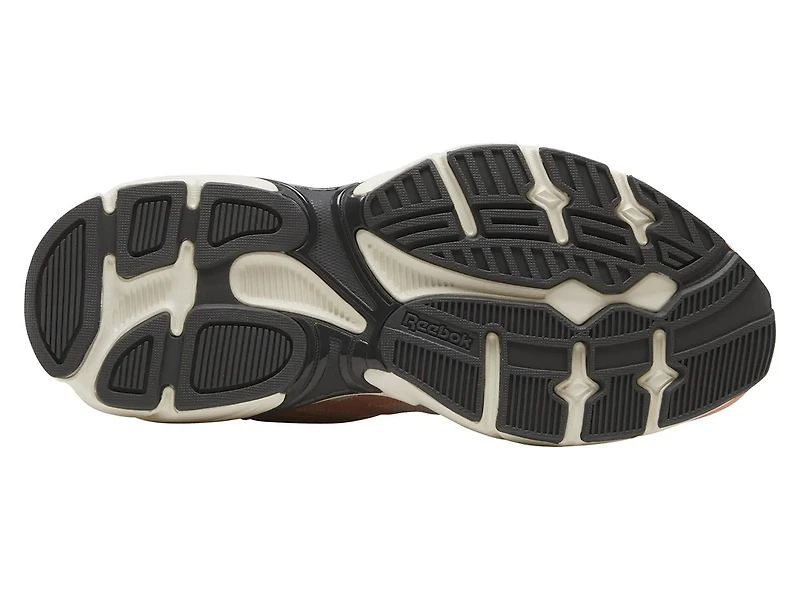 Premier Road Plus VI Sneaker