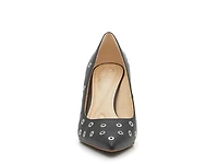 Nolanne Pump