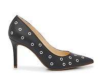 Nolanne Pump