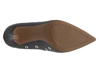 Nolanne Pump