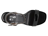 Sabria Sandal