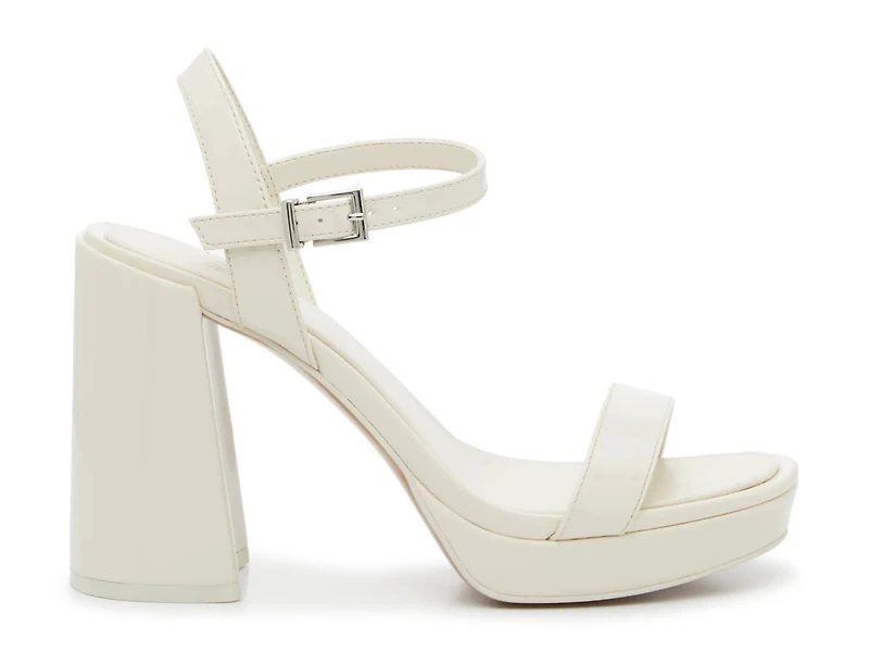 Sabria Sandal