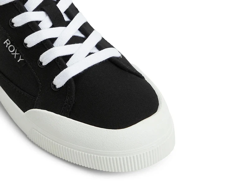 Shorebreak Sneaker