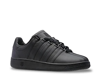 Classic VN Sneaker