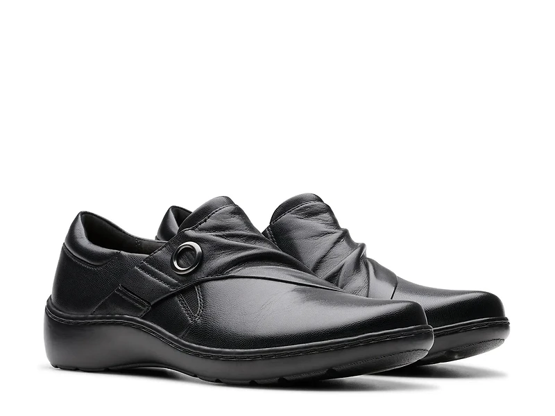 Cora Aubrie Slip-On