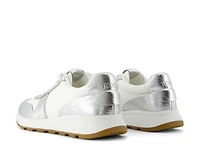 TRVL LITE Retro Sneaker