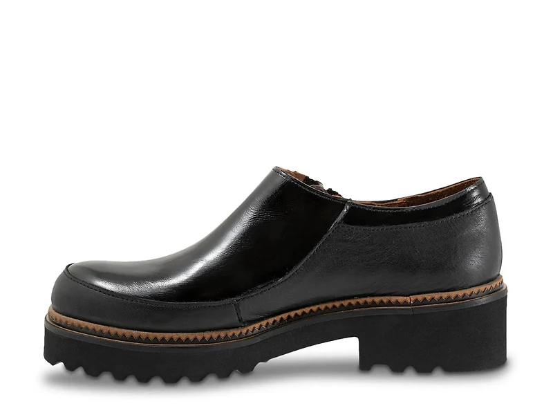 Amelia Slip-On