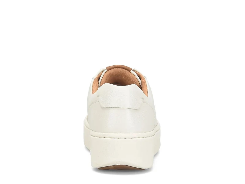 Mira Sneaker