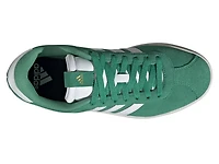 VL Court Sneaker