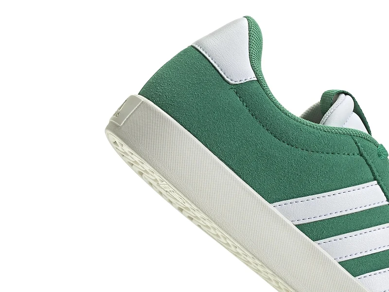 VL Court Sneaker