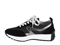 Kind Mark Sneaker
