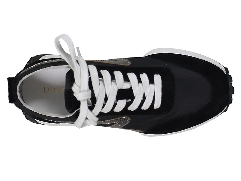 Kind Mark Sneaker