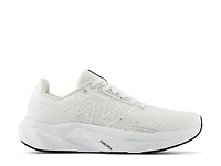 Fuel Cell Propel v5 Running Shoe - Men's