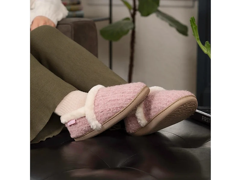 Dina Slipper